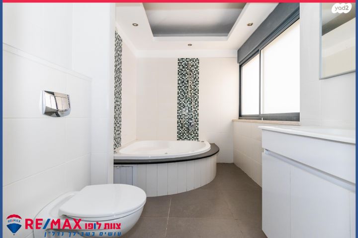 גג/ פנטהאוז, שלום עליכם 6, מרכז העיר, עפולה