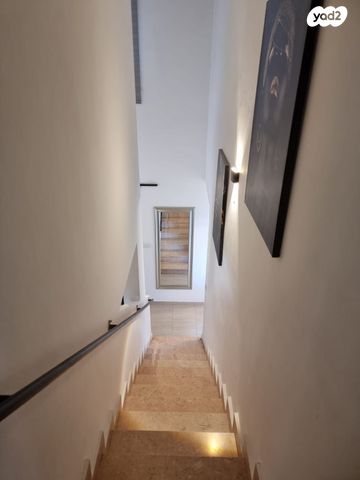 בית פרטי/ קוטג', האלון, מטע