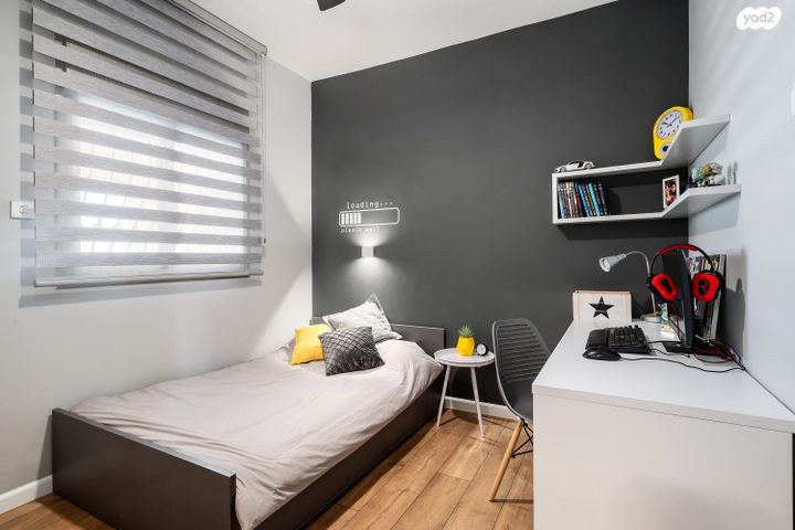 גג/ פנטהאוז, העצמאות, פתח תקווה