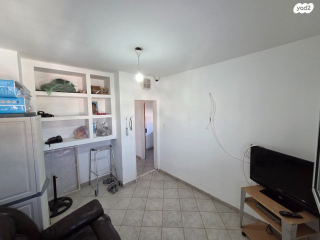 דירה, שדרות בית וגן, בית וגן, קרית אתא