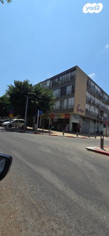 דירה, זאב ז'בוטינסקי 6, אגרובנק, חולון