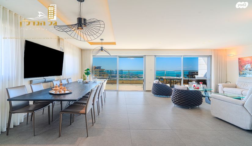 גג/ פנטהאוז, אברהם בלסברג, ברנע, אשקלון