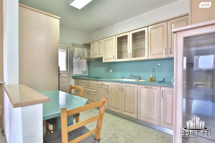 דירה, מנחם בגין, נווה גנים, קרית מוצקין