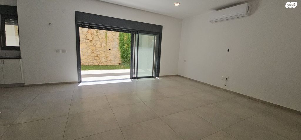 דו משפחתי, שריג 21, שאר העיר, כפר ורדים