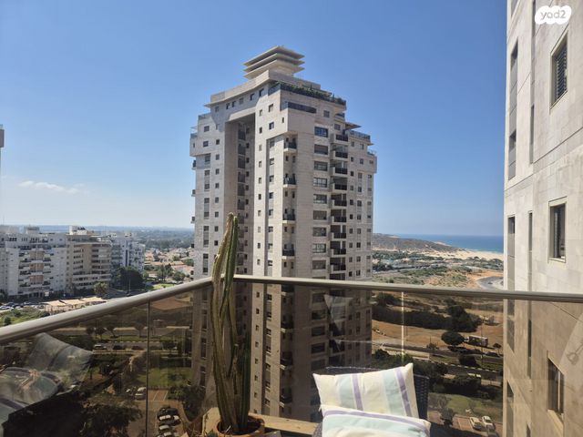 דירה, עיר ימים, נתניה