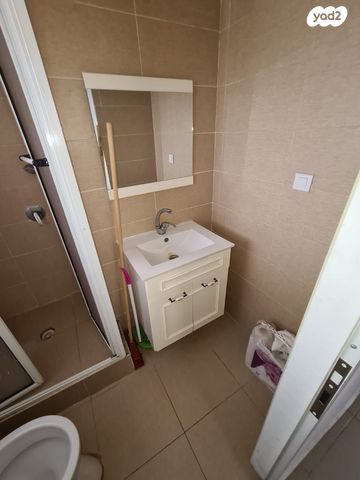 דירה, השומר, העיר התחתית, ואדי סאליב, חיפה