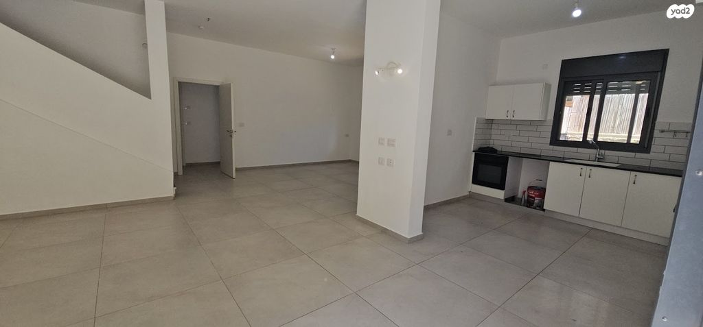 דו משפחתי, שריג 21, שאר העיר, כפר ורדים