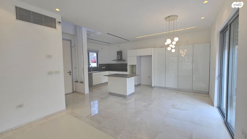 בית פרטי/ קוטג', בני בנימין, גלי הים, נתניה