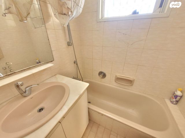 דירה, עלומים, אזור הבילויים, רמת גן