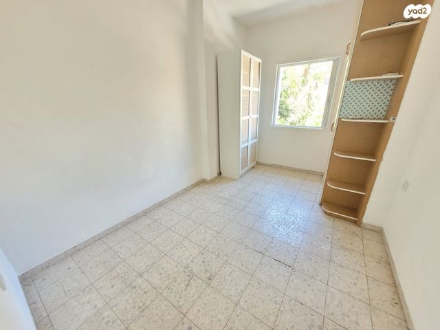 דירה, עלומים, אזור הבילויים, רמת גן