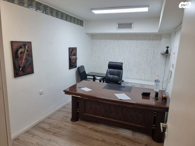 משרדים, הרברט סמואל 29, מרכז העיר, חדרה