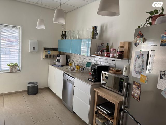 משרדים, אחד העם, תל אביב יפו