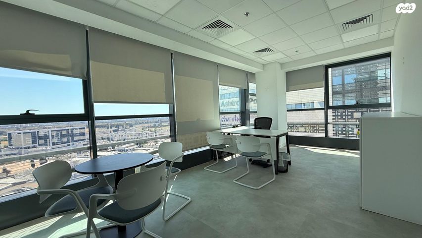 משרדים, הוד השרון