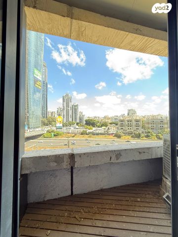 משרדים, דרך מנחם בגין, מונטיפיורי, הרכבת, תל אביב יפו