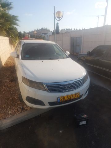 מודעת רכב קיה מג'נטיס