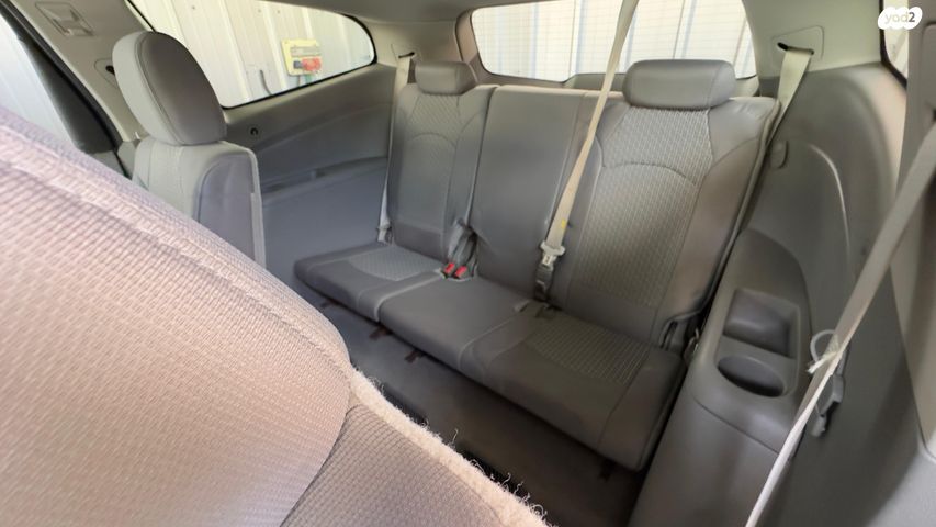 שברולט טראוורס