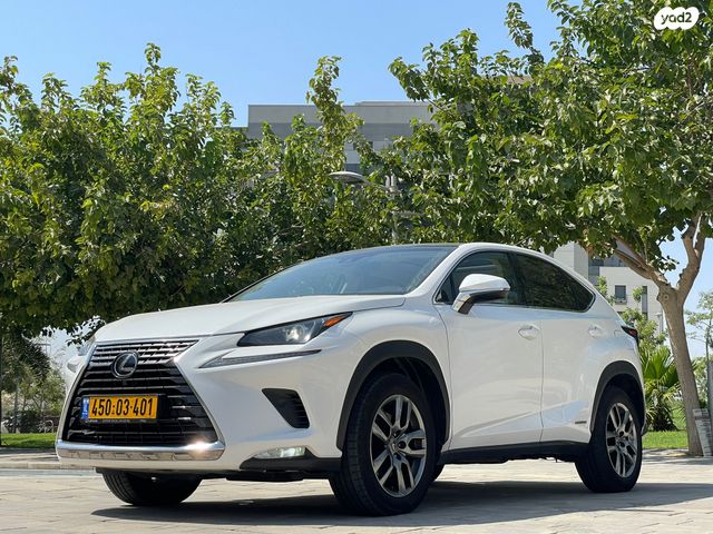 מודעת רכב לקסוס NX