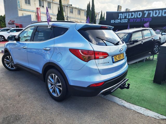 יונדאי סנטה פה