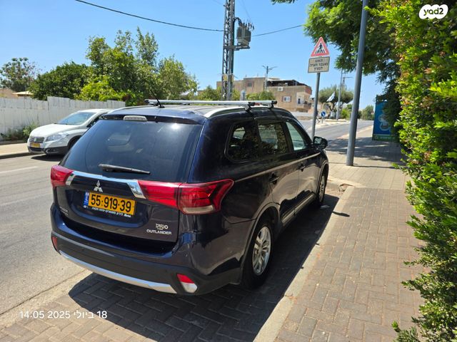 מיצובישי אאוטלנדר