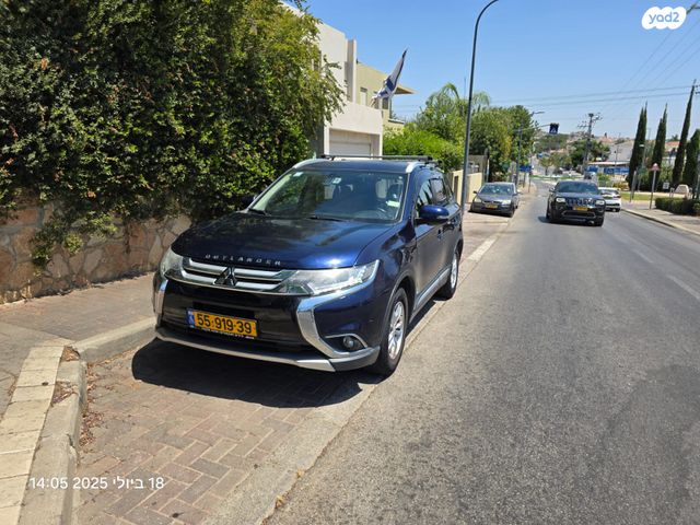 מיצובישי אאוטלנדר