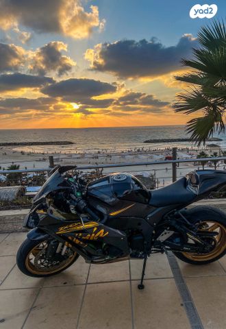 קאוואסאקי נינג'ה ZX 10R