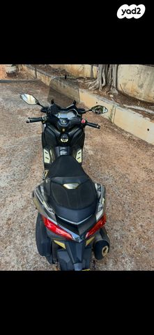 ימאהה X-MAX 300