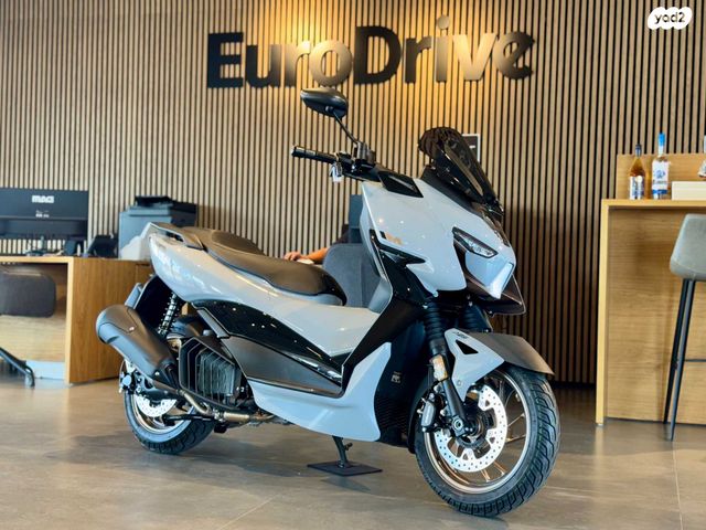 מודעת רכב ZONTES 350E