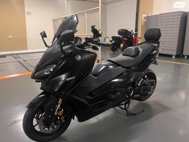 ימאהה Tmax 560 Tech