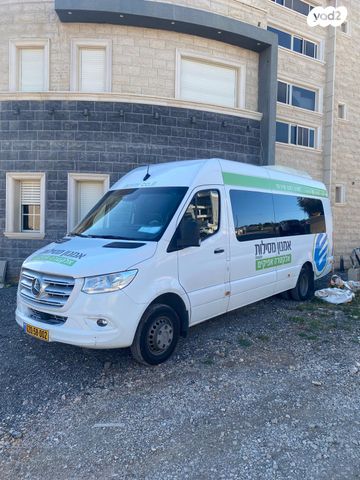 מיניבוסים ורכבי הסעות