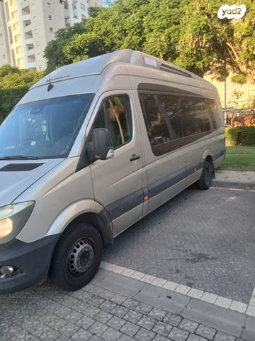 מיניבוסים ורכבי הסעות