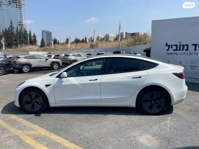 מודעת רכב טסלה מודל 3 1