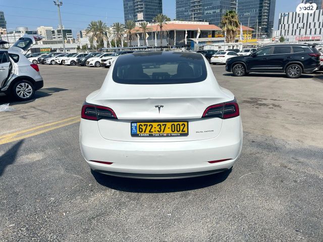 מודעת רכב טסלה מודל 3 2