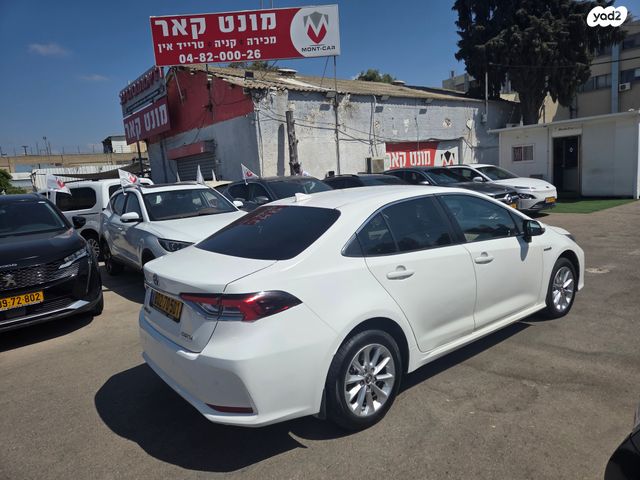 טויוטה קורולה