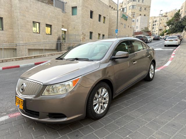 ביואיק לה-קרוס