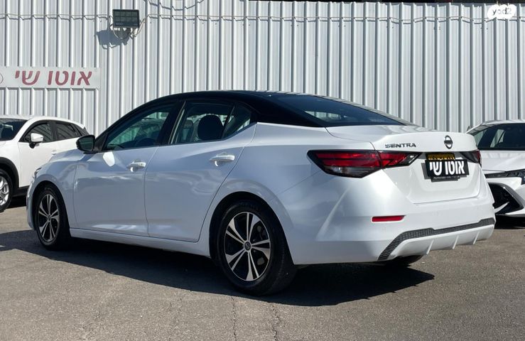 ניסאן סנטרה