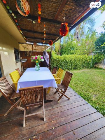 דו משפחתי, בית קמה 39, בת חפר, בת חפר