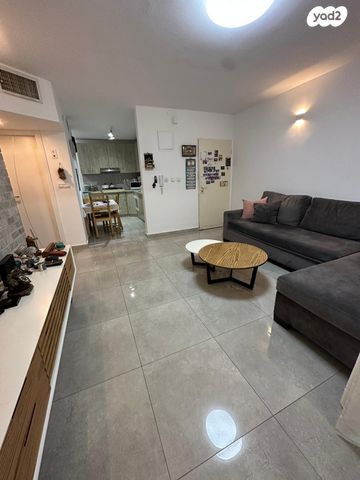 דירה, אהרון לובלין 31, גני אביב, לוד