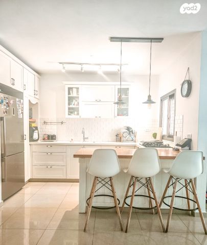 דירה, הזוהר 13, מחנה יהודה, פתח תקווה