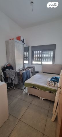 דירה, סביון 24, הפרחים, חריש