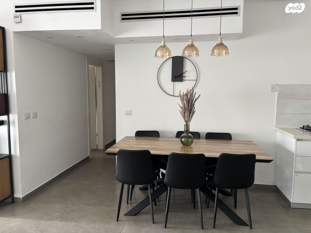 דירה, שדרות עמק האלה 16, שקמים ואגמים, אשקלון