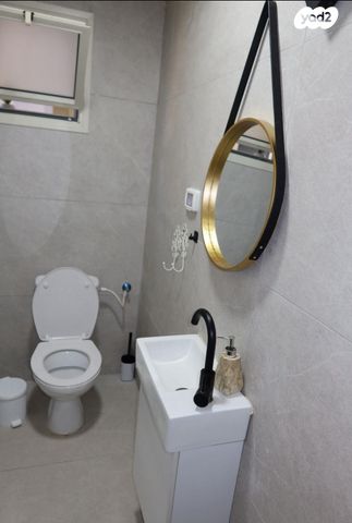 תיירות ונופש, יוסף טרומפלדור 47, שיכון ב', קרית שמונה