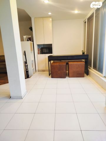 דירה, ליסין 11, הצפון החדש - כיכר המדינה, תל אביב יפו