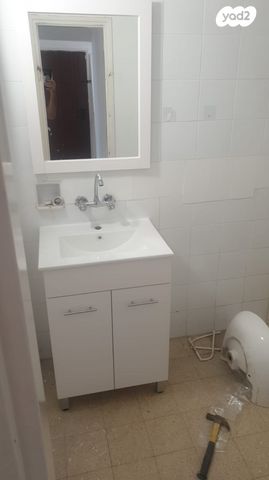 דירה, הרקפות 7, רכסים, רכסים