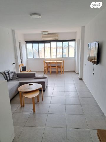 דירה, הר הצופים 4, שיכון ד', קרית שמונה