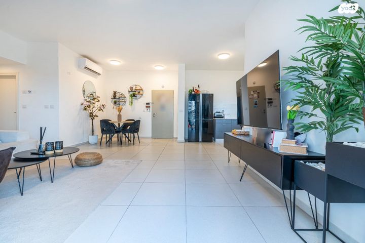 דירה, השולמית, אור ים, אור עקיבא