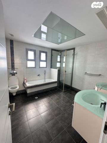 גג/ פנטהאוז, רובע הקריה, הסיטי, אשדוד