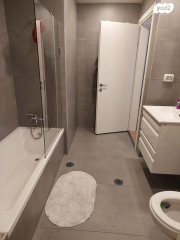 גג/ פנטהאוז, דגניה 10, ח-501, חולון