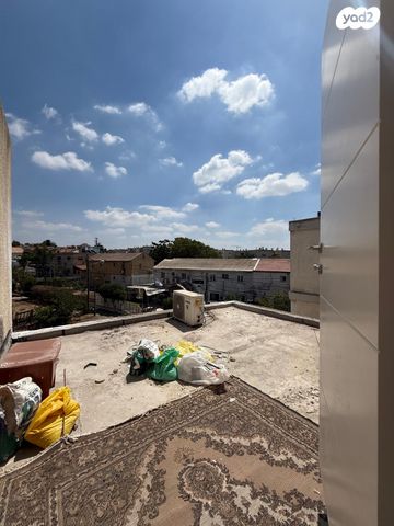 דירה, דרך העמק, רמת בלפור, מגדל העמק