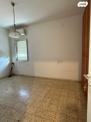 דירה, ליבורנו, רמת הנשיא, בת ים