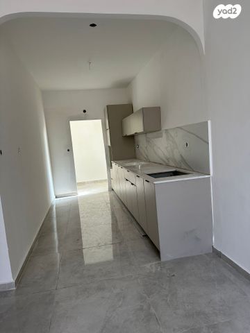 דירה, ש"י עגנון 18, קרית ים א', קרית ים